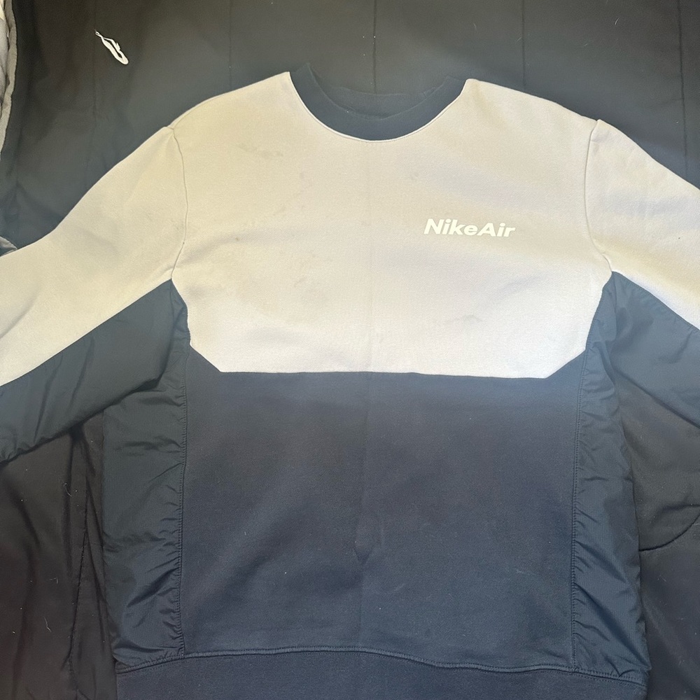 Nike crewneck